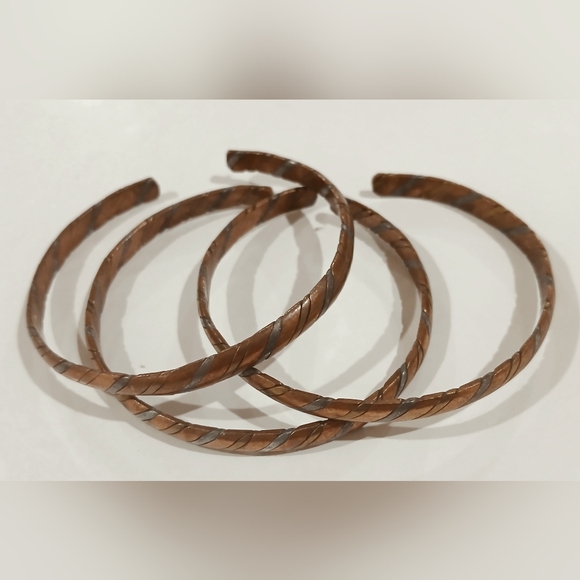 Vintage Brown and Silvertone Metal Striped Cuff Bangle Bracelet Set - Picture 3 of 5